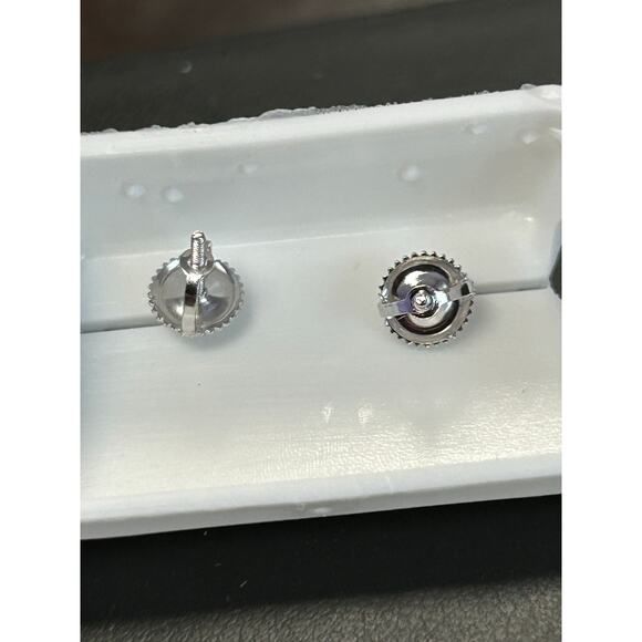 MOISSANITE studs 925 silver earrings- screwbacks - Picture 3 of 3